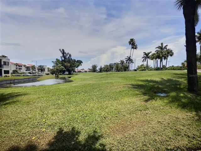 Country Club Golf Course