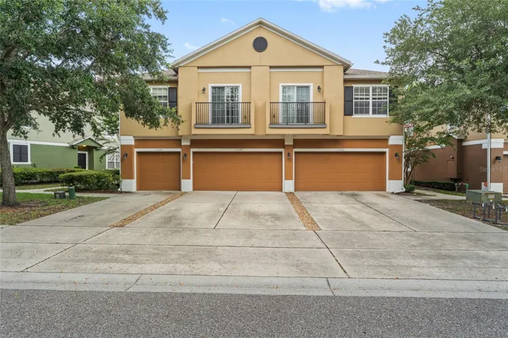 Center unit with double car garage