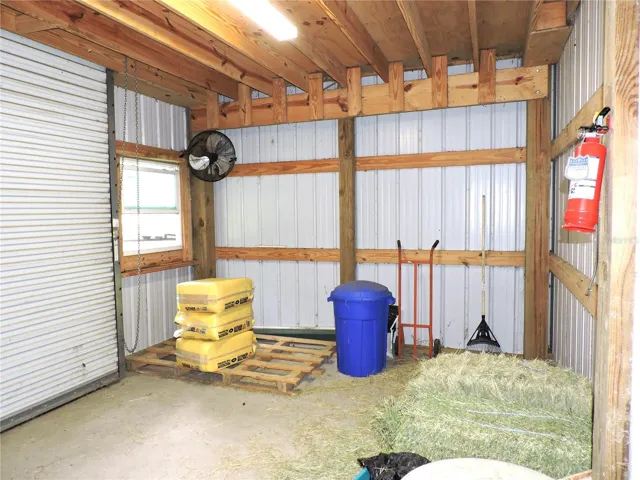 Tack/Feed rm roll up door