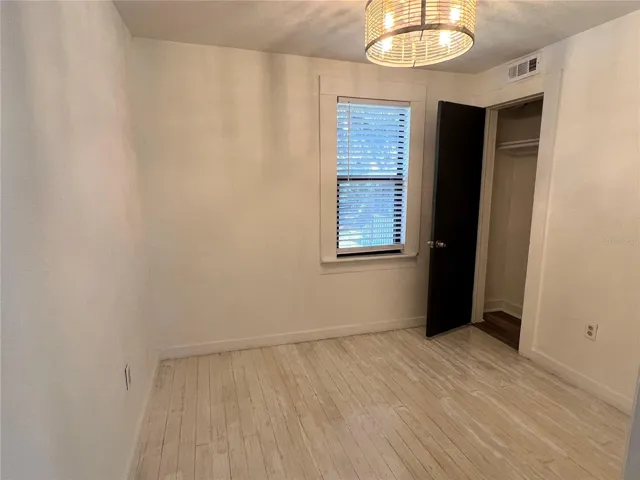 Bedroom 2-closet