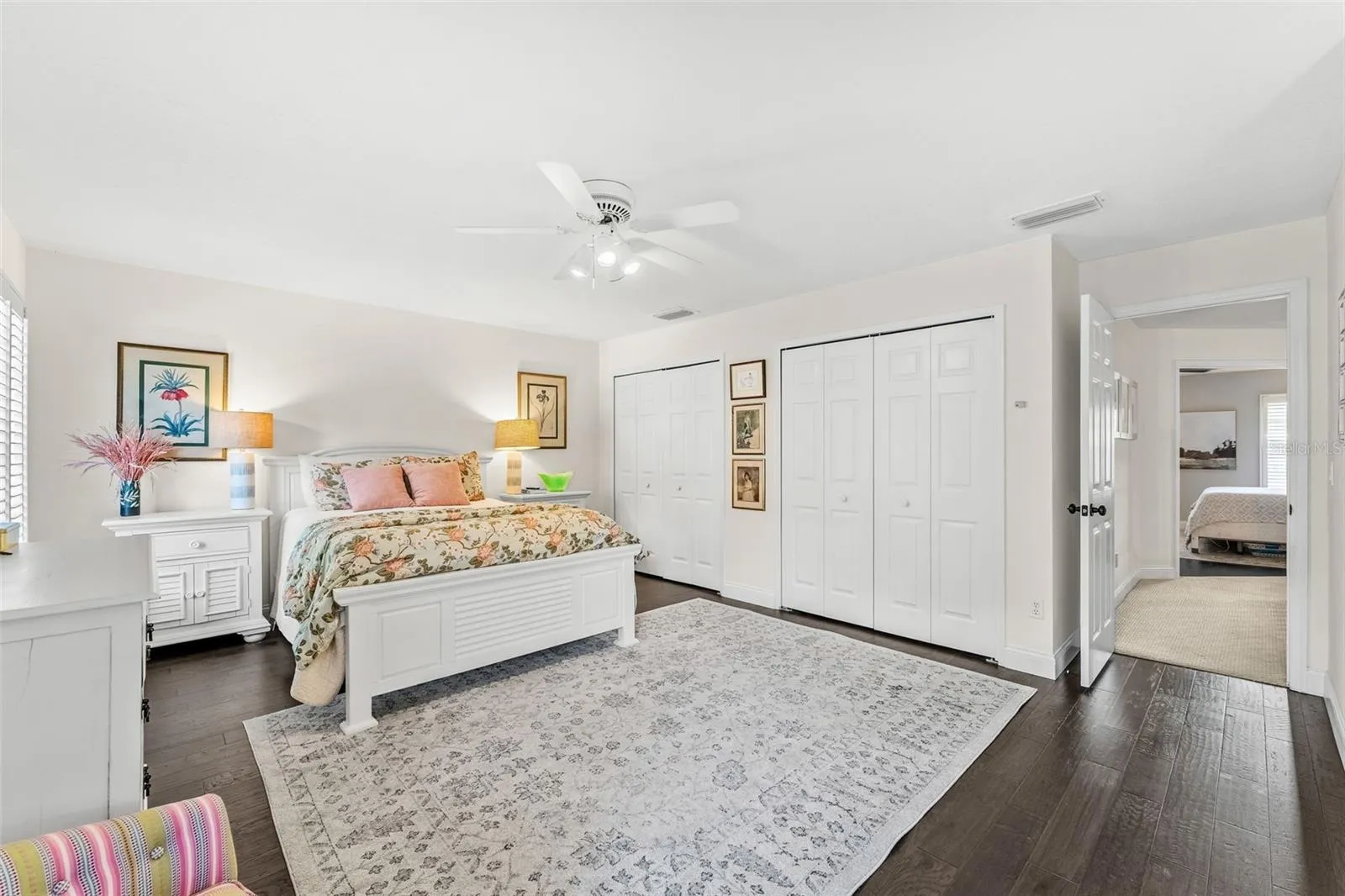 Bedroom 4 has enough room to make it a jr suite with a full bathroom