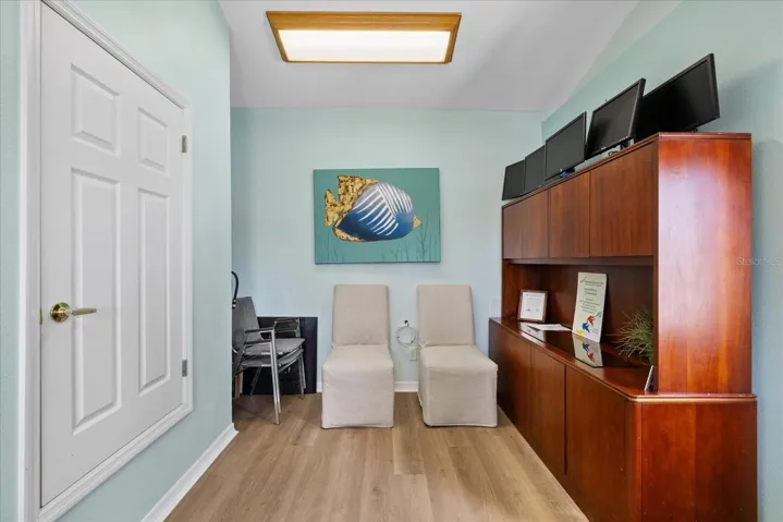 Potential Waiting Room/ Lobby area