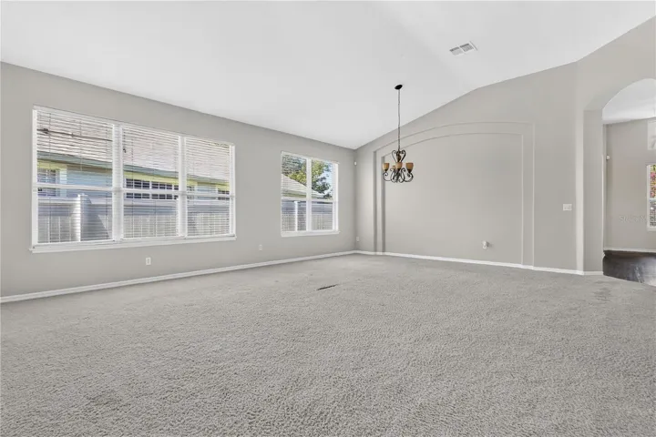 dining/living room combo