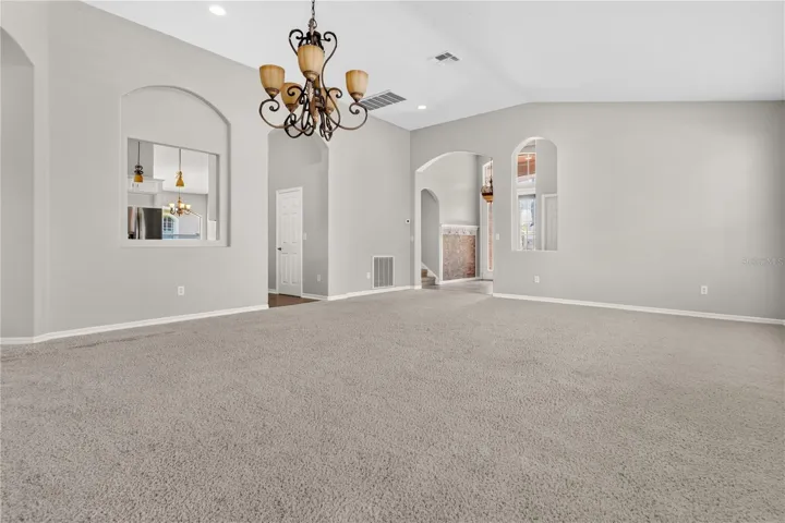 dining/living room combo