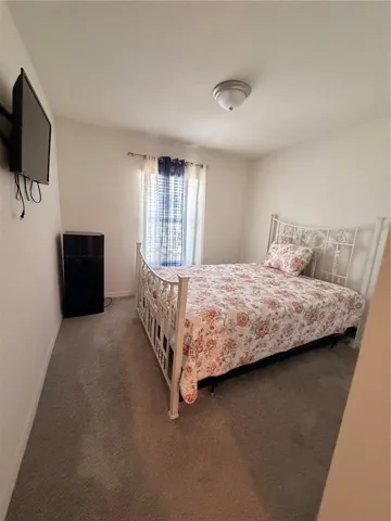 2 Bedroom