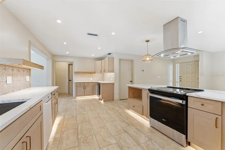 show case kitchen