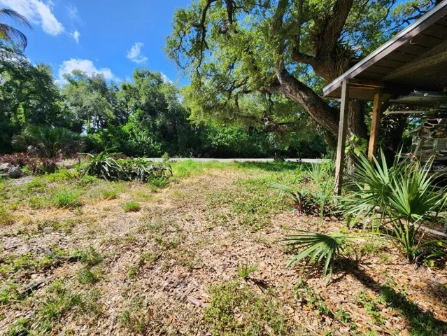 view from right side of structure on Shamrock Dr