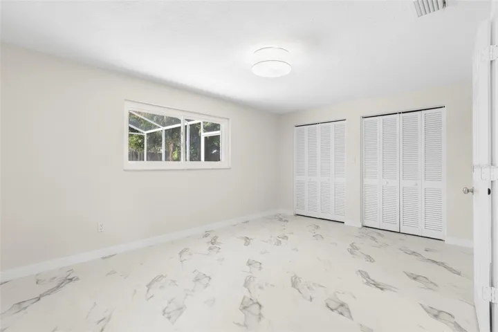 Spacious Primary