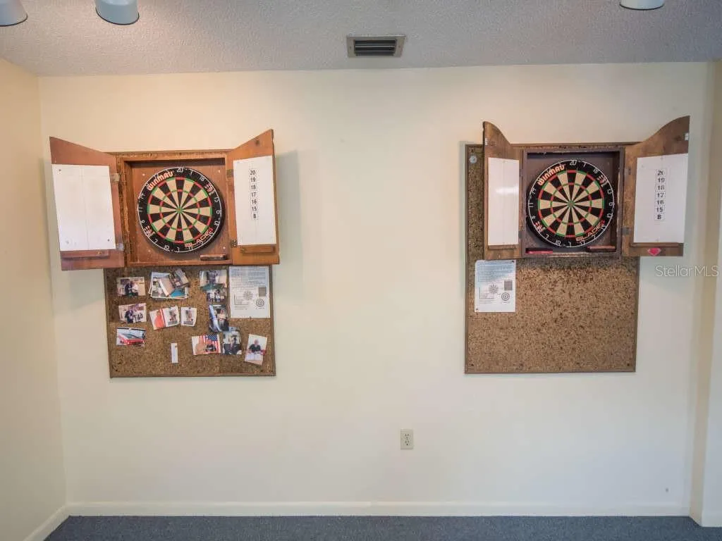 DARTS