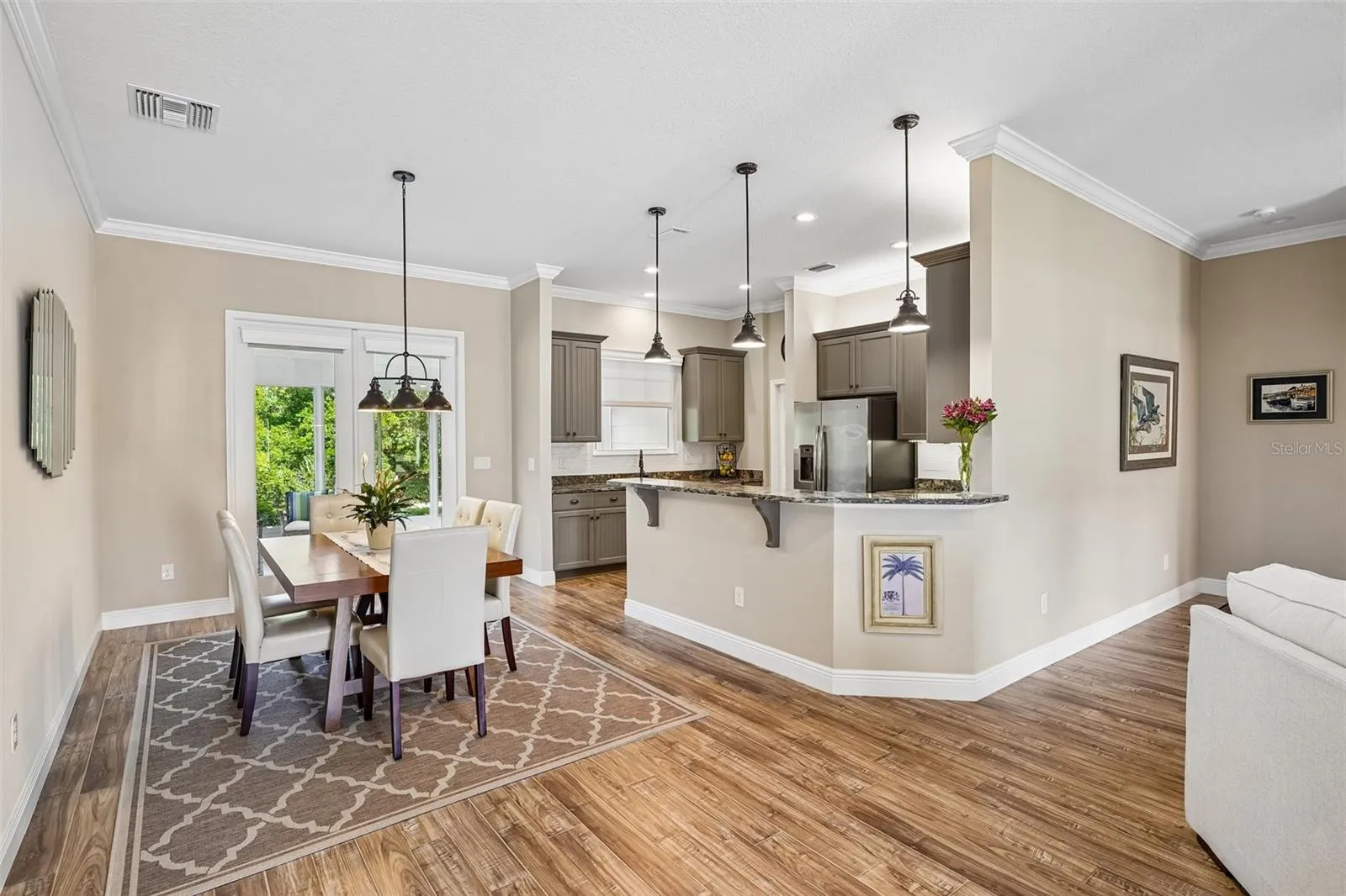 Dining Room/Kitchen