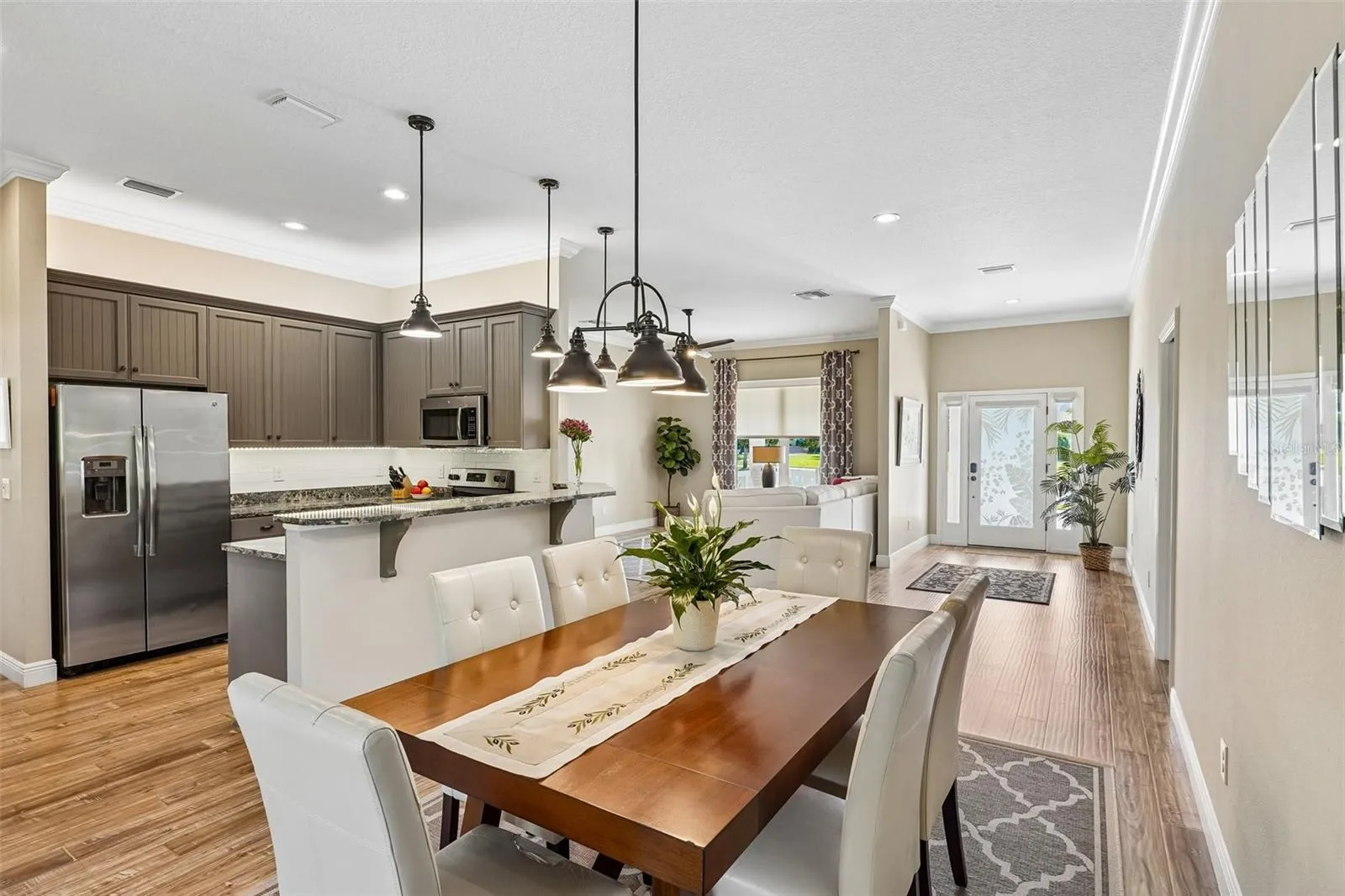 Dining Room/Kitchen