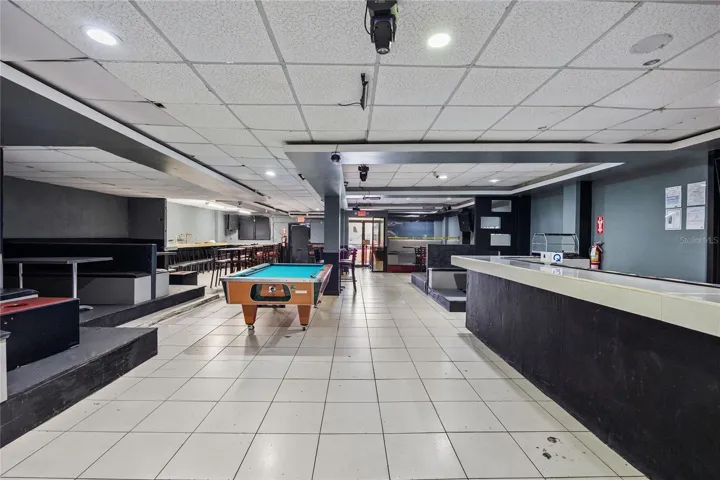 Bar Service Counter