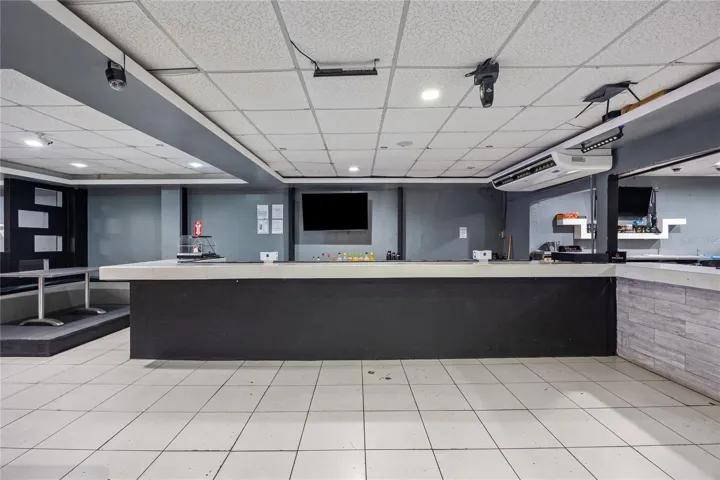 Bar Service Counter
