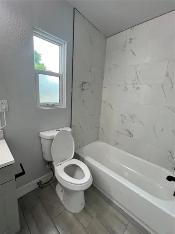 Tub Shower Bathroom