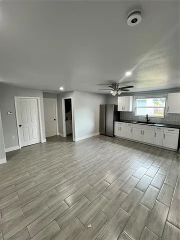 Spacious Living Room and Kitchen