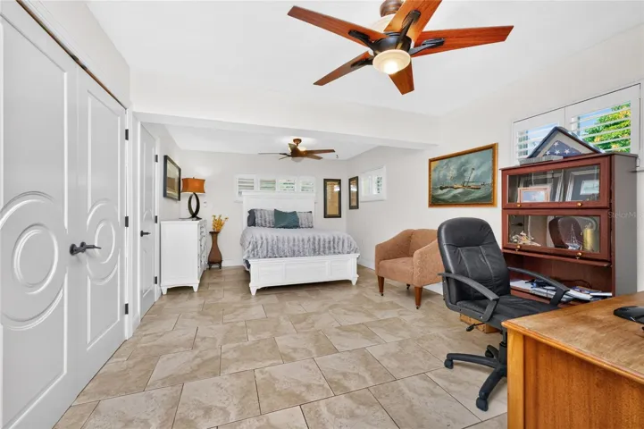 Huge 1st Guest room