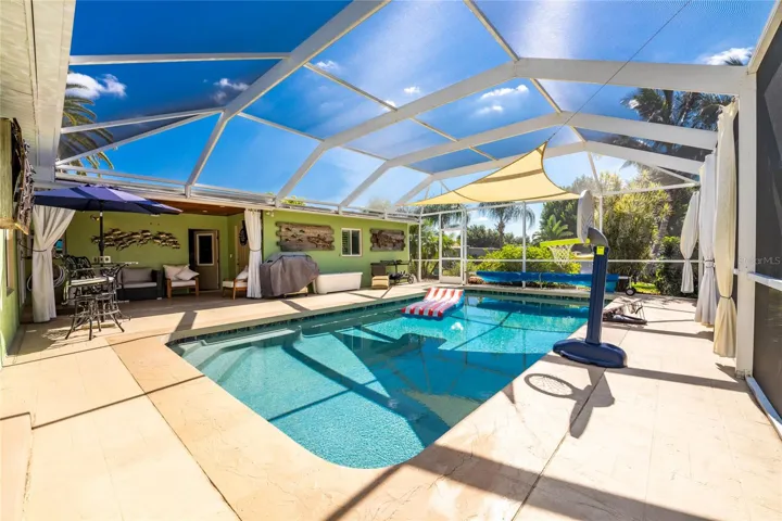 Screened Heated Pool