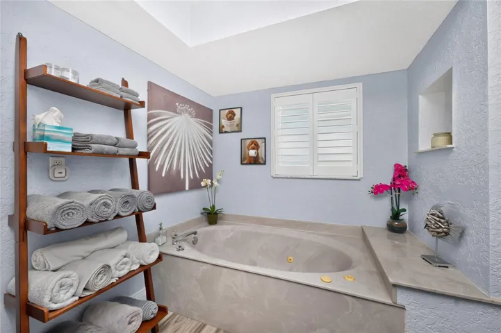 Jetted Tub