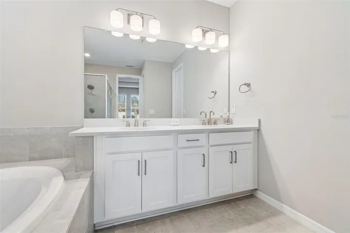 Primary En-Suite