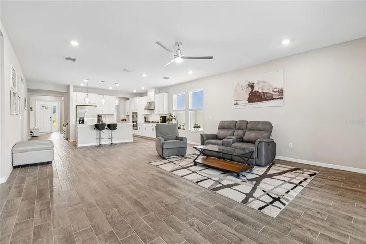 Family Room/Kitchen Combo