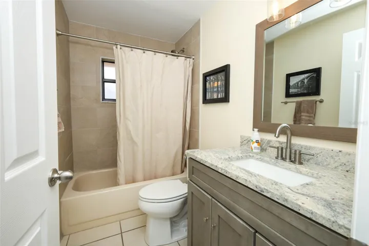 2nd Bathroom