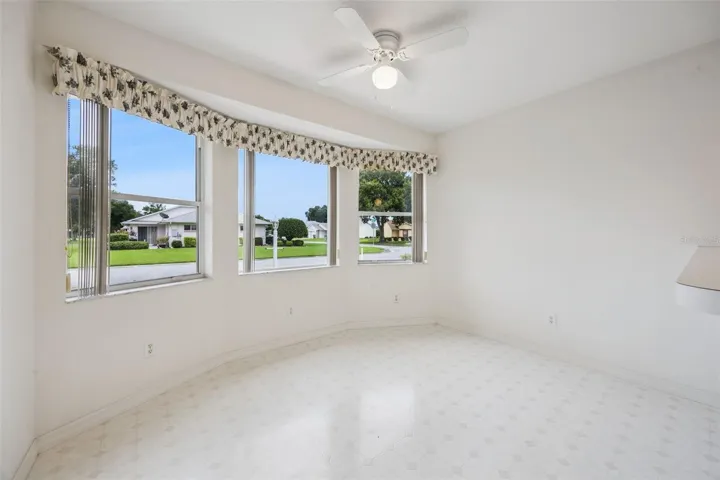 dinette nook with bay window