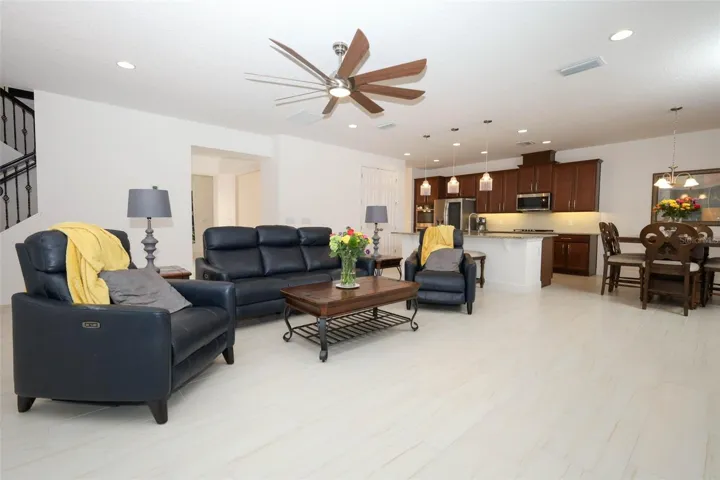 Living room/Kitchen area