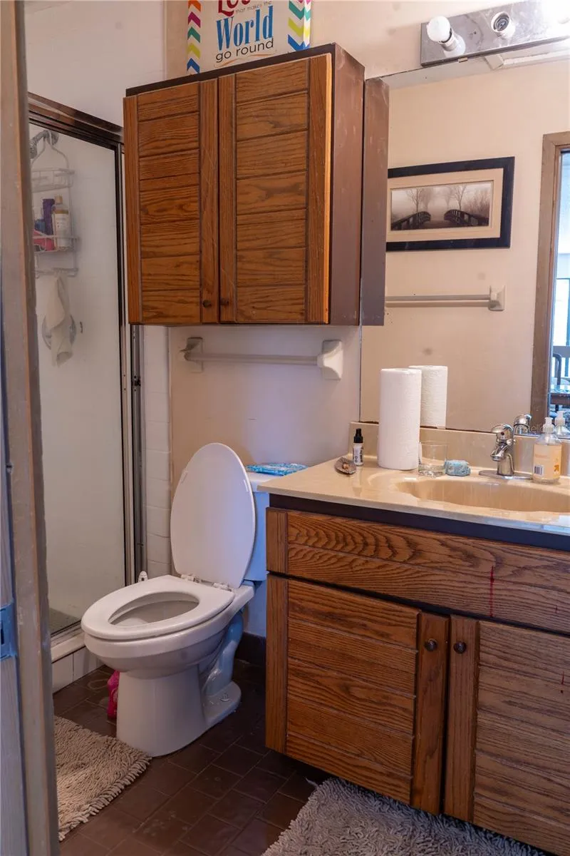 Upstairs Full Bath