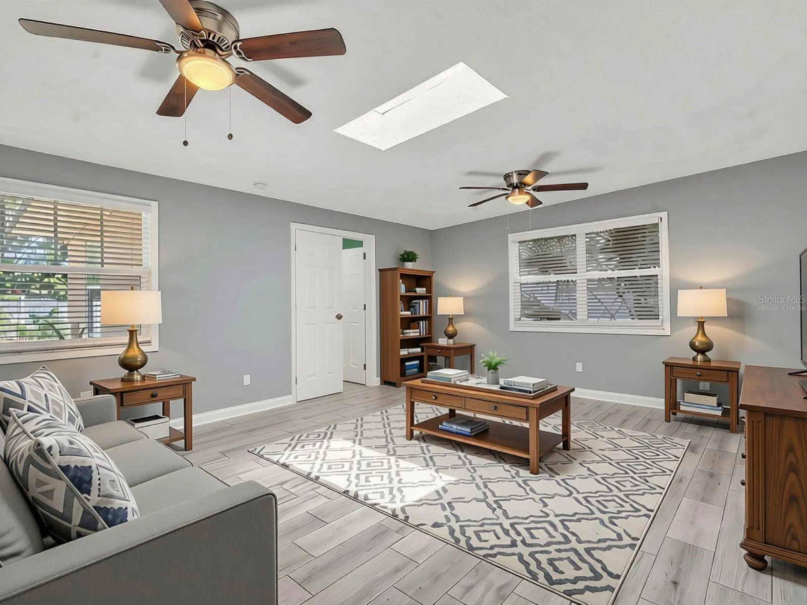Bonus room virtually staged