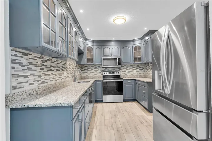Beautifully updated kitchen