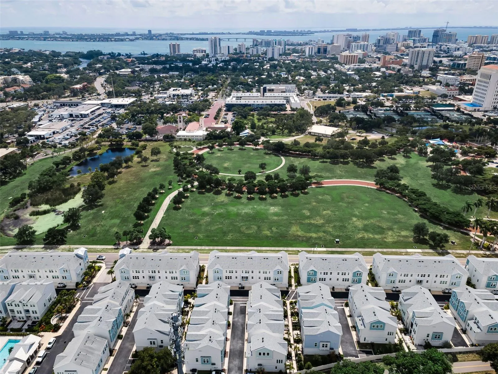 aerial view of neighborhood and Payne Park