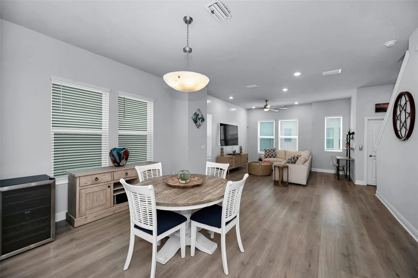 Dining area to living area and built in desk