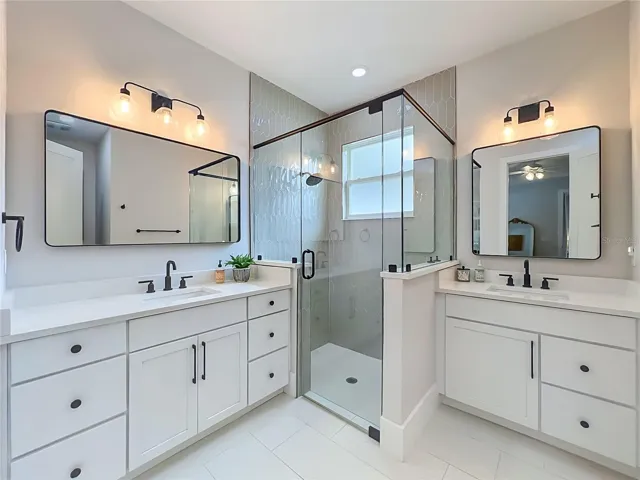 Primary en suite