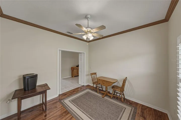 Den/bedroom 3