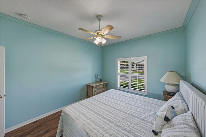Guest bedroom