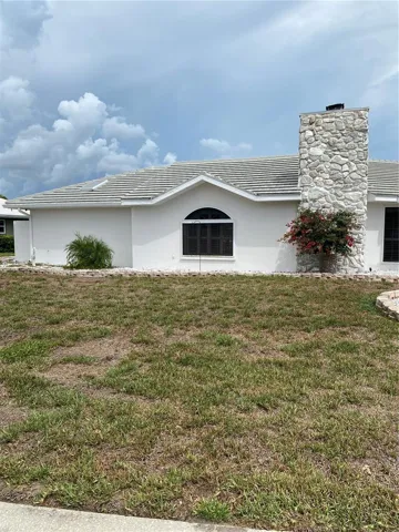 Front left elevation