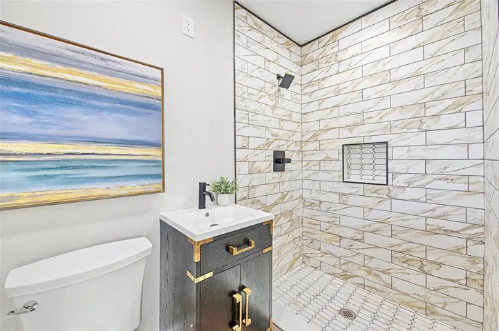 Primary en suite