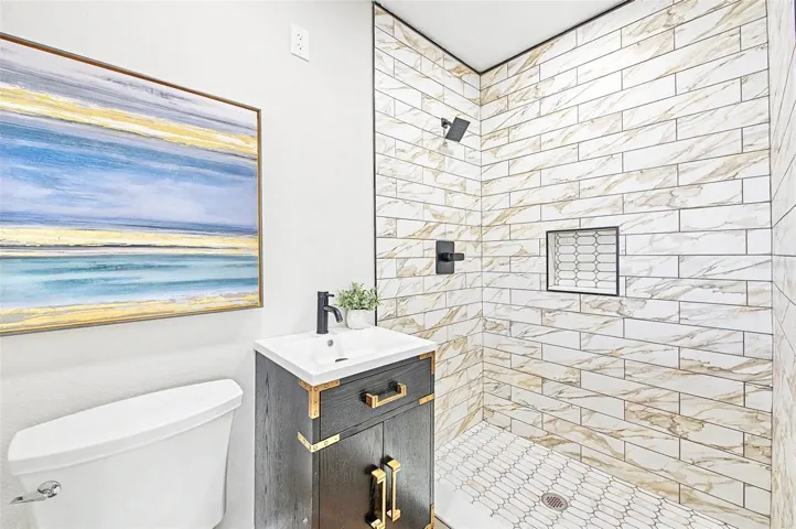 Primary en suite