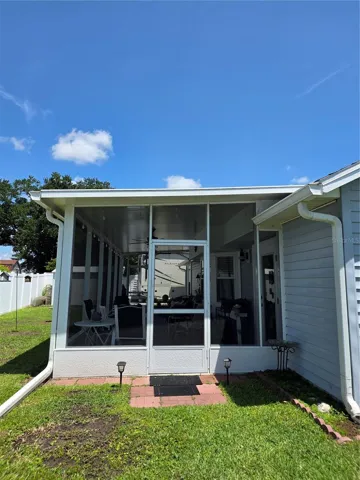 12X30 Covered screened patio