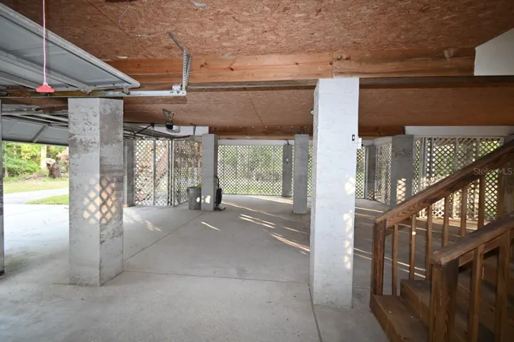 ACCESS TO INTERIOR HOME AT GARAGE LEVEL