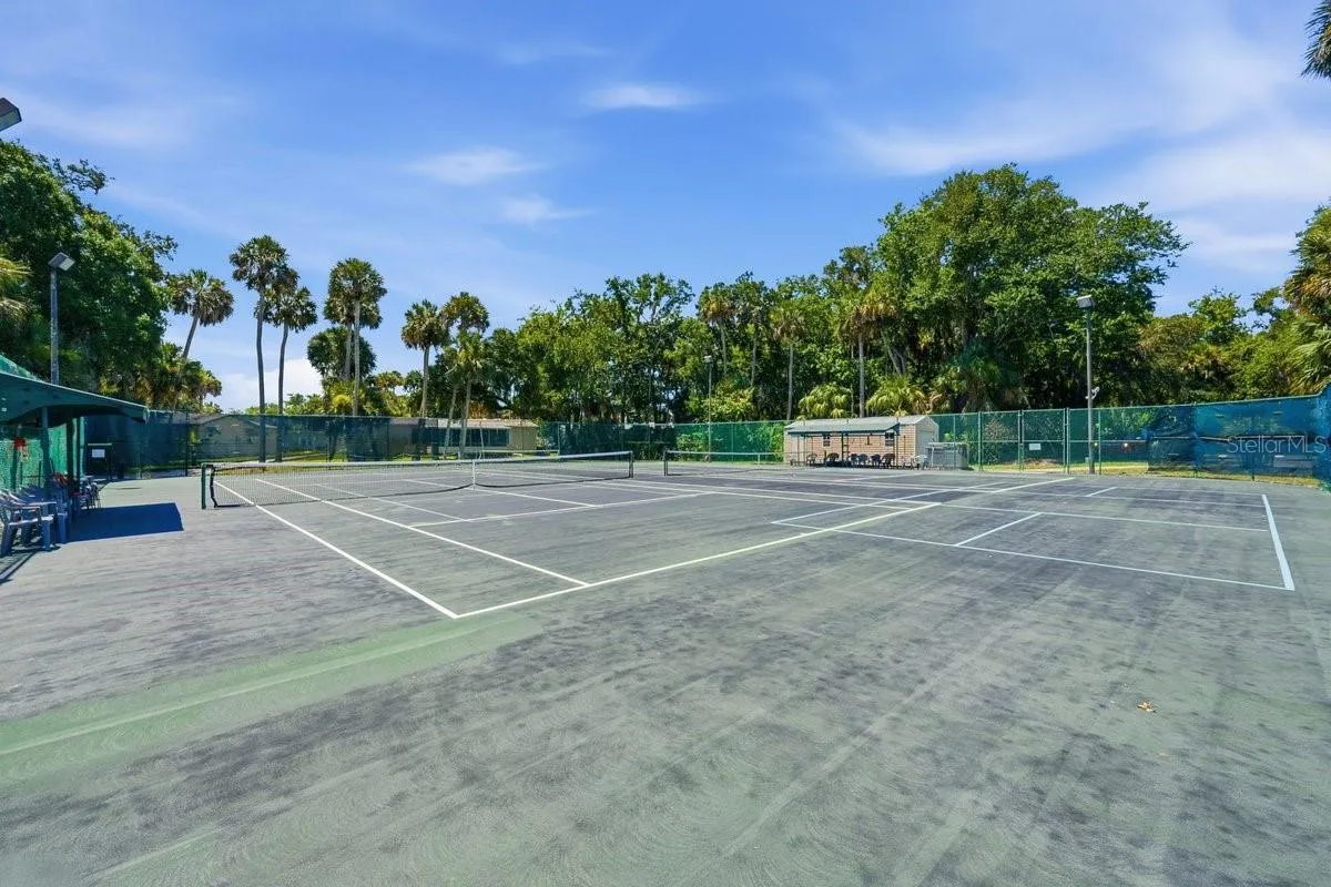 Pickle Ball/Tennis Courts