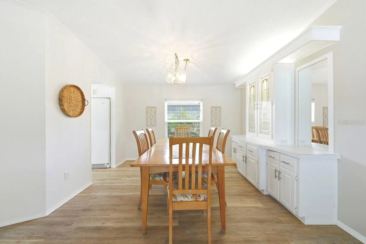 Dining Room adjacent to Kitchen