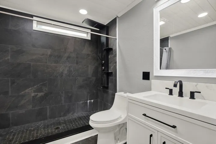 Main Bath
