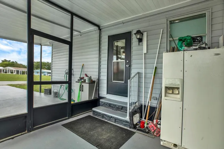 Screened Entry