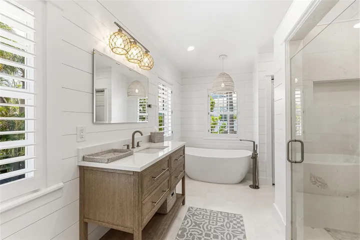 Primary bath