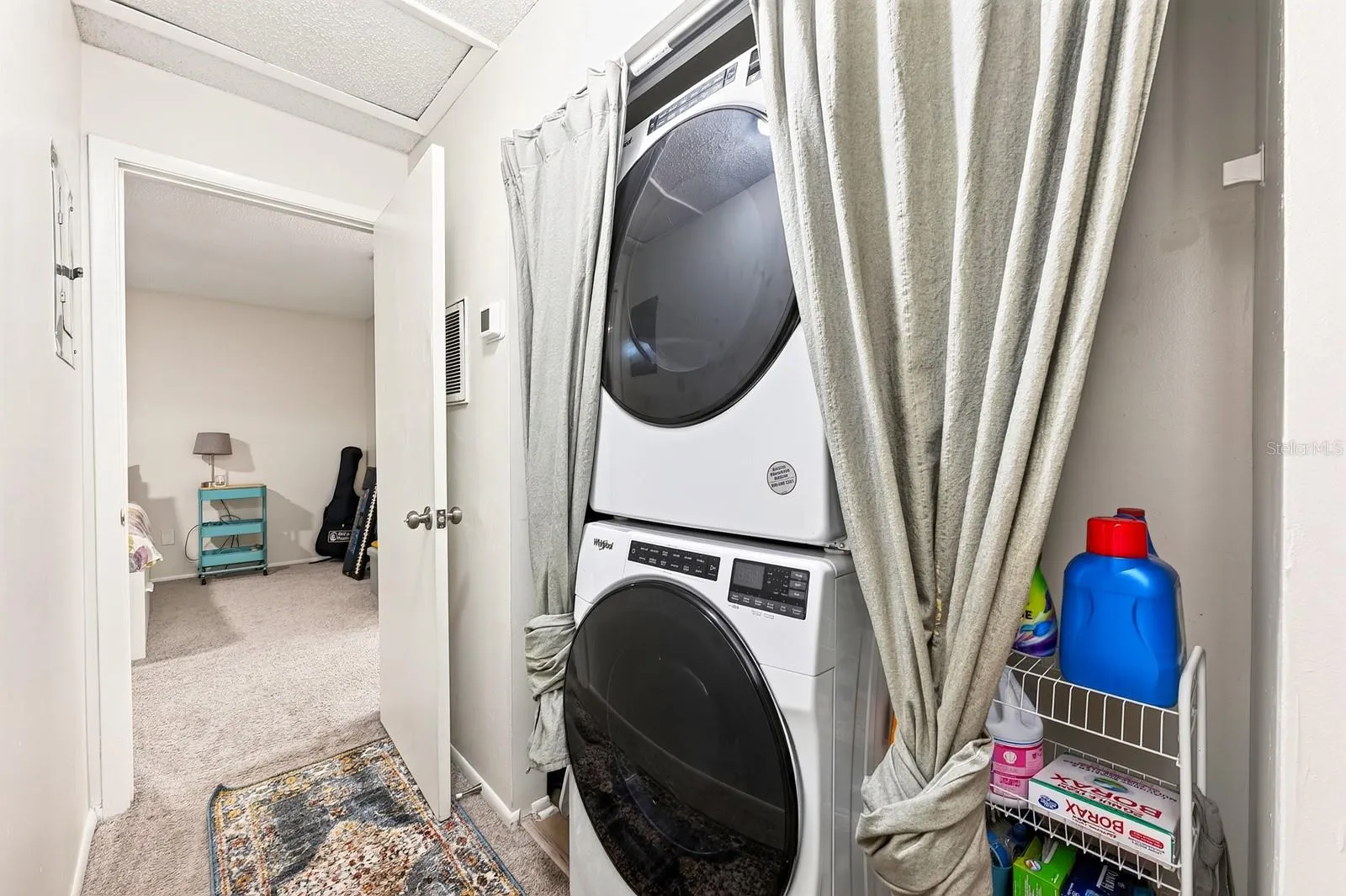 Convenient in-unit laundry.