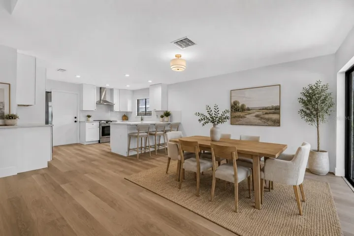 Kitchen / Dining Staged