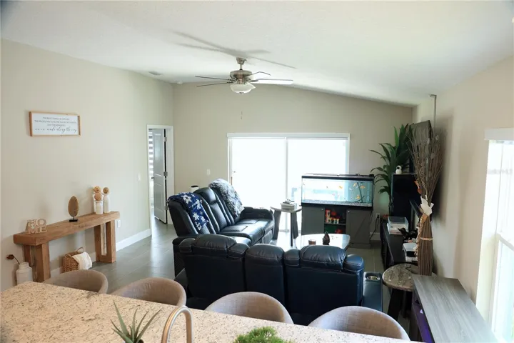 Living room 2