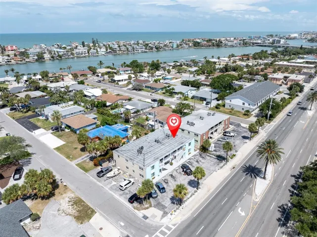 Great location - 30 day minimum - pets allowed