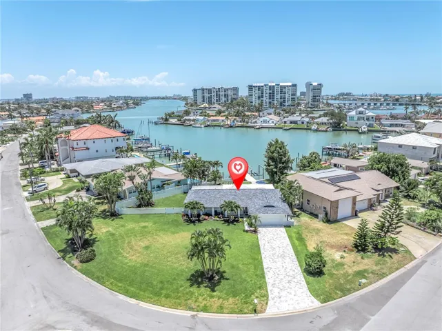 over 1/4 acre waterfront on ICW